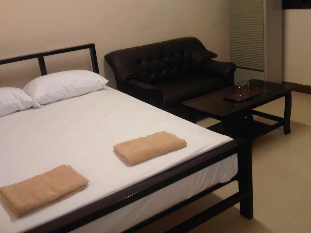Lee House Inn Bangkok Rom bilde